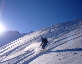 Cours de snowboard avec un guide et moniteur.jpg